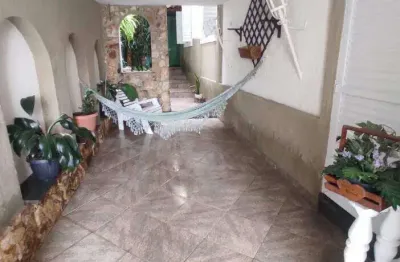 Sobrado com 3 dormitórios, 143 m² - venda por R$ 584.999,99 ou aluguel por R$ 3.955,01/mês - Vila Floresta - Santo André/SP