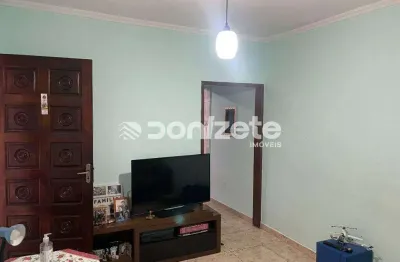 Sobrado Residencial com 3 Quartos, Suíte e Financiamento: Jardim Cristiane, Santo André