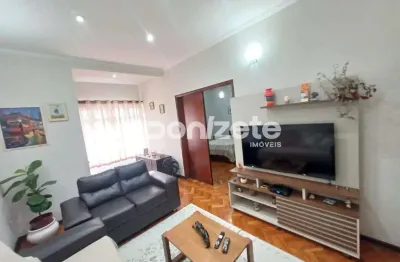 Casa Assobradada com 2 Quartos à Venda na Vila Helena, Santo André