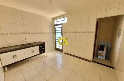Casa de 02 quartos para alugar no bairro garças em piracicaba