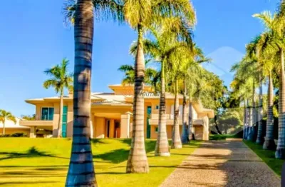 Casa de luxo em condomínio: 5 quartos, 5 suítes, 4 salas, 8 banheiros, 10 vagas, 1.293,62 m² em jaguariúna-sp