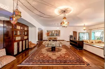 Casa de luxo em condomínio: 5 quartos, 4 suítes, 3 salas, 10 banheiros, 20 vagas em campinas-sp!