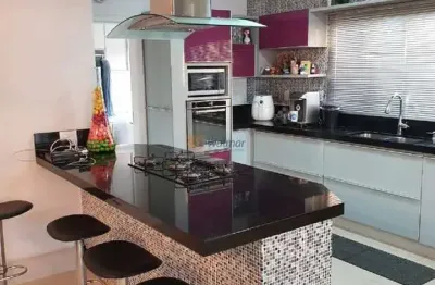 Impecável casa de alto padrão no swiss park: 3 quartos, 3 suítes, 3 salas, 5 banheiros, 4 vagas de garagem, 320m²! venda ou locação em campinas, sp.
