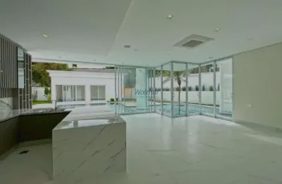 Imponente residência de alto padrão em condomínio de luxo em campinas-sp, com 4 quartos, 4 suítes, 4 salas, 7 banheiros, 6 vagas de garagem e 619m² de área.