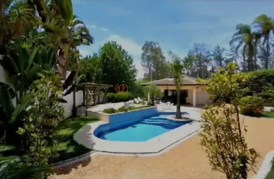 Imponente residência de luxo no parque taquaral: 4 quartos, 4 suítes, 4 salas, 7 banheiros, 10 vagas de garagem, 646,23 m². venha conhecer!