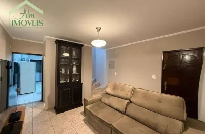 Sobrado de 3 andares - 181m² - excelente localização
