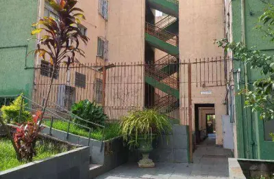 Apartamento com 2 dormitórios à venda, 50 m² por R$ 200.000,00 - Conjunto Habitacional Presidente Castelo Branco - Carapicuíba/SP