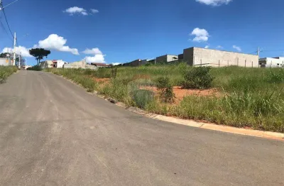 Terreno à venda no Condomínio Berbari II, Bragança Paulista 