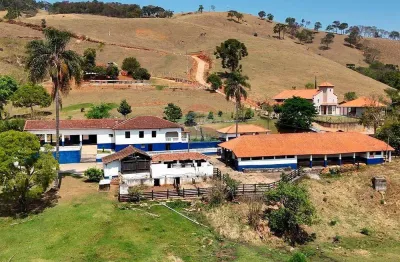 Chácara / sítio com 6 quartos à venda na Zona Rural, Camanducaia 