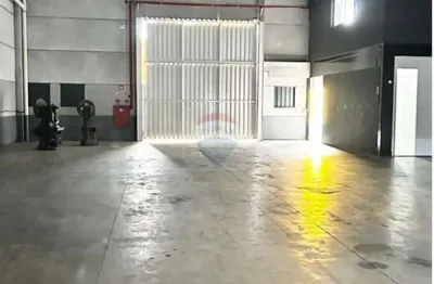 'aluguel:  excelente galpão de 552m² na santa luzia por 11.000,00, oportunidade '
