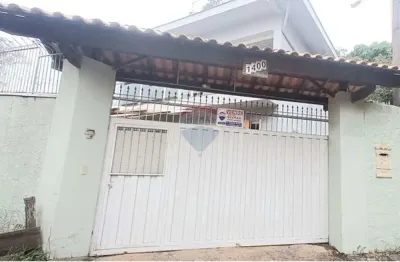 Casa com 2 quartos à venda no Centro, Socorro 