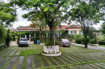 Chácara / sítio com 3 quartos à venda na Estrada Municipal Francisca de Oliveira Assis, s/n, Bairro do Agudo, Bragança Paulista