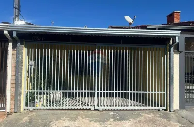 Casa com 2 dormitórios e 2 vagas de garagem no residencial são lourenço em bragança paulista!