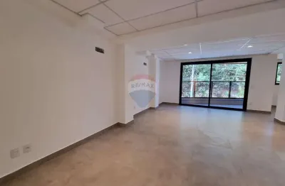 Sala comercial para locação com varanda privativa e vista para o lago do taboão – bragança paulista-sp