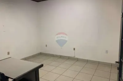Sala comercial para alugar na Avenida José Gomes da Rocha Leal, 796, Centro, Bragança Paulista