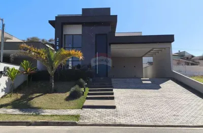 Casa em condomínio fechado com 2 quartos para alugar na Al Do Trono Real, 229, Condomínio Villa Real de Bragança, Bragança Paulista