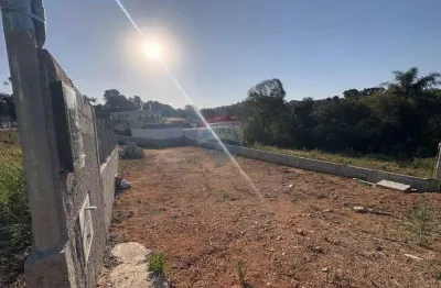 Terreno 332,73 metros no centro de pinhalzinho, sp!