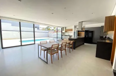 Casa térrea no Condomínio Terras de Santa Cruz - Bragança Paulista SP.