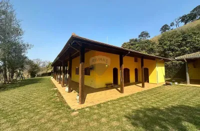 Chácara / sítio com 4 quartos à venda no Centro, Joanópolis 