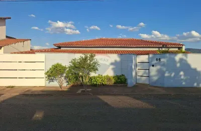 Casa com 4 quartos à venda no Centro, Socorro 