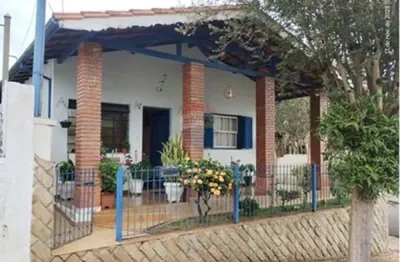 Casa com 2 quartos à venda no Centro, Socorro 