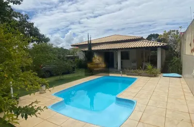 Condomínio Parque das Árvores  - Alugo Anual  Casa 4/4 -2 Suites, Piscina, Quiosque  -  Condomínio Parque das Árvores - Barra de Jacuípe