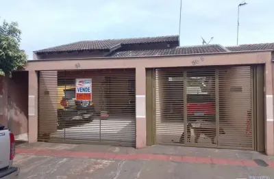 Casa com 3 quartos à venda na rua david santos filho, jardim neman sahyun, londrina por r$ 550.000