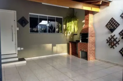 Casa com 3 quartos à venda na rua professor enoque balbino lima, jardim prefeito milton menezes, londrina por r$ 310.000