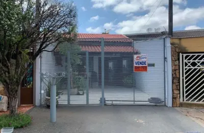 Casa com 3 quartos à venda na rua maria dolores euzébio de aquino, jardim neman sahyun, londrina por r$ 380.000
