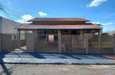 Casa à venda na rua coimbra, parque residencial joão piza, londrina por r$ 700.000