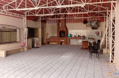 Casa com 3 quartos à venda na rua paes leme, vila ipiranga, londrina por r$ 680.000