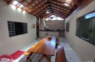 Casa com 3 quartos à venda na rua josé colli, cafezal, londrina por r$ 550.000