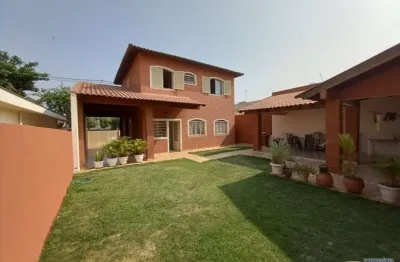 Casa com 3 quartos à venda na Avenida Anália Franco, Brasília, Londrina