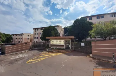 Apartamento com 3 quartos para alugar na Rua Mário Oncken, Jardim das Américas, Londrina