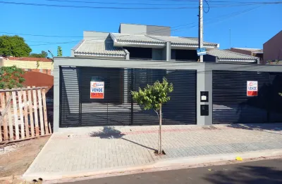 Casa com 3 quartos à venda na Rua Adriano Marino Gomes, Monte Belo, Londrina