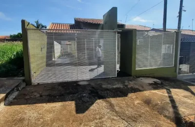Casa com 3 quartos para alugar na Rua Carlos Gil, Cambezinho, Londrina