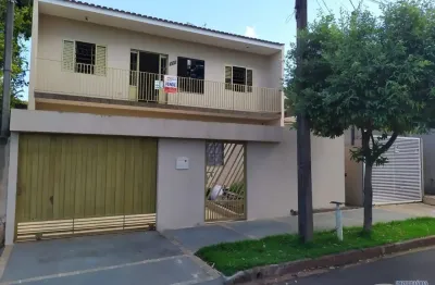 Casa com 3 quartos à venda na Rua Adriano Marino Gomes, Monte Belo, Londrina