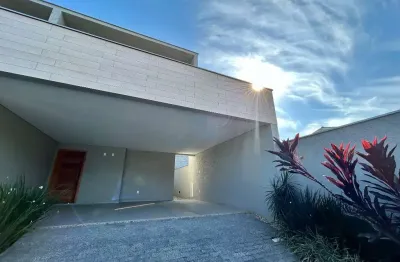 Casa com 4 quartos à venda no santo antônio, joinville , 193 m2 por r$ 980.000