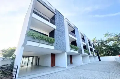 Casa em condomínio fechado com 3 quartos à venda no glória, joinville , 306 m2 por r$ 1.650.000