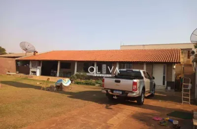 Rancho com 08 dormitórios à venda, 270 m² por r$ 600.000 - zona rural - fronteira/mg