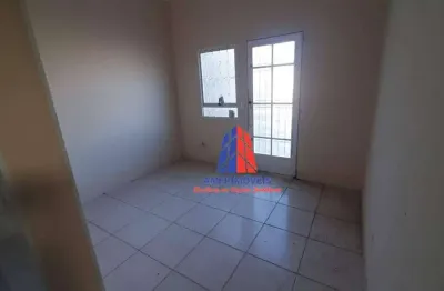 Casa com 2 dormitórios para alugar, 55 m² por r$ 1.500,00/mês - jardim girassol - americana/sp