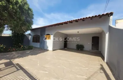Casa com 4 quartos à venda no Jardim Presidente, Londrina 