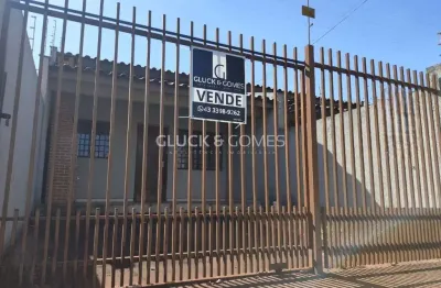 Casa com 3 quartos à venda na luiz ferrari, 294, parque leblon, londrina por r$ 223.000