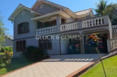Casa com 5 quartos à venda na rua carlos pavan, 767, coliseu, londrina por r$ 1.590.000