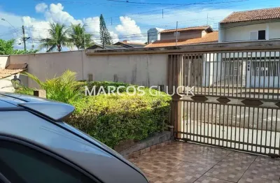 Casa com 3 quartos à venda no Califórnia, Londrina 