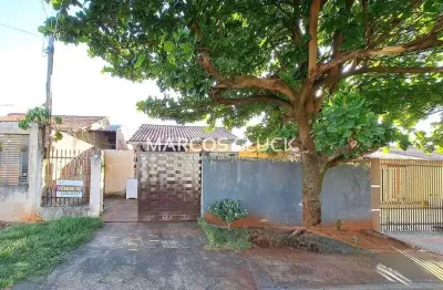 Casa à venda no bairro Conjunto Habitacional Maria Cecília Serrano de Oliveira - Londrina/PR, Norte