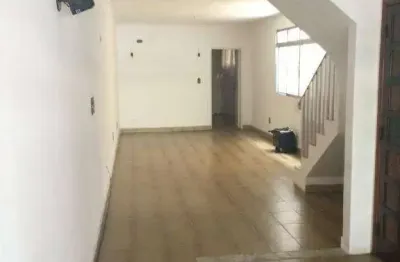 Sobrado com 4 dormitórios à venda, 192 m² por r$ 550.000,00 - vila cascatinha - são vicente/sp