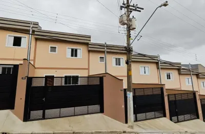 Casa com 2 quartos à venda na Rua Francisco Bucarelli, 58, Parque Guaianazes, São Paulo