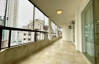 Apartamento no edifício boston bloco a em balneário camboriú