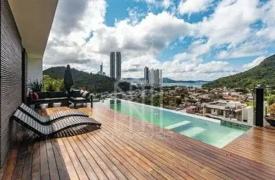 Casa de alto padrão no condominío bella vista em balneário camboriú